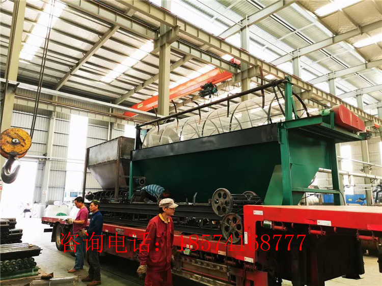 有機(jī)肥篩分機(jī)的發(fā)貨現(xiàn)場(chǎng)