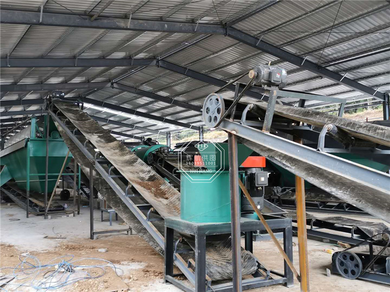 有機(jī)肥生產(chǎn)線安裝現(xiàn)場(chǎng)