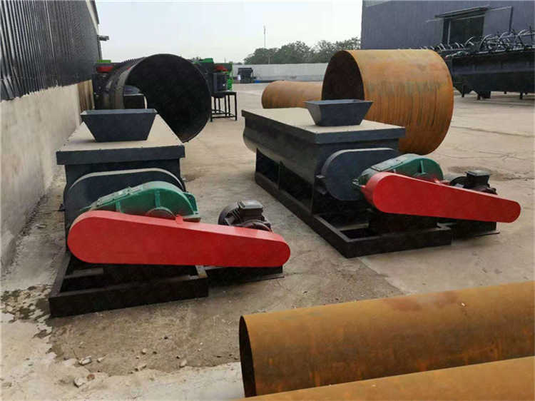 有機(jī)肥制粒機(jī) 顆粒圓形肥料設(shè)備 豬糞有機(jī)肥濕法攪齒造粒機(jī)