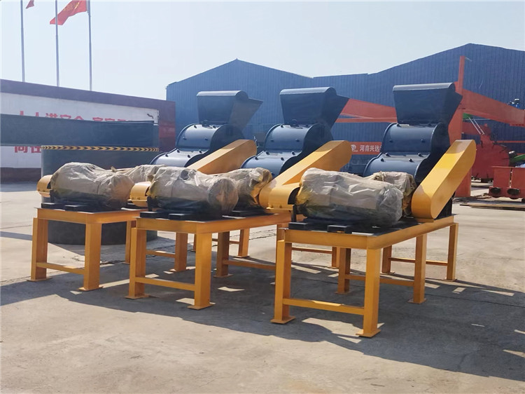 甘蔗渣細(xì)料破碎機(jī) 牛糞發(fā)酵生產(chǎn)后打碎設(shè)備 淀粉渣有機(jī)肥雙級(jí)粉碎機(jī) 無(wú)篩底不堵塞