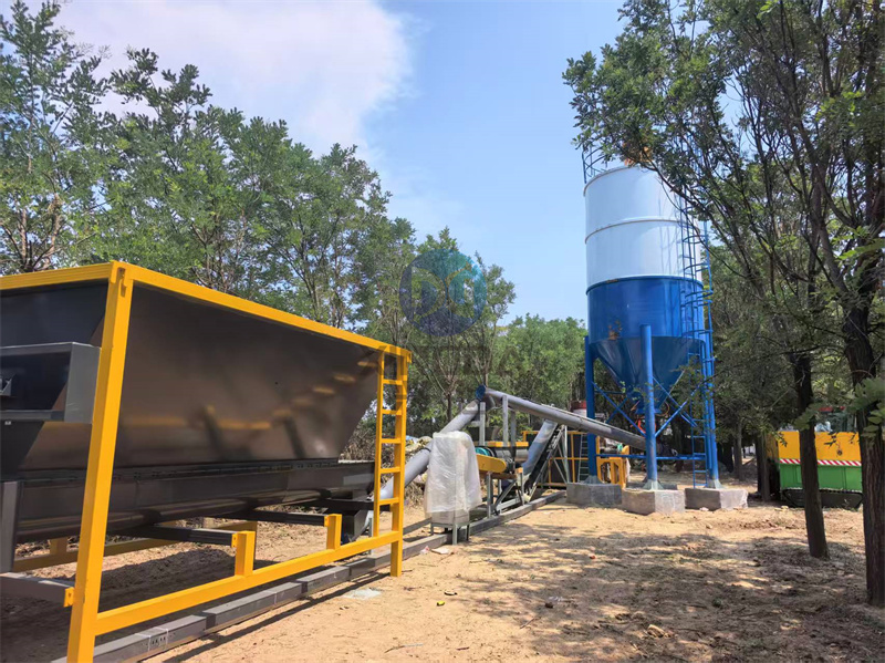 3立方有機肥臥式發(fā)酵罐安裝現(xiàn)場