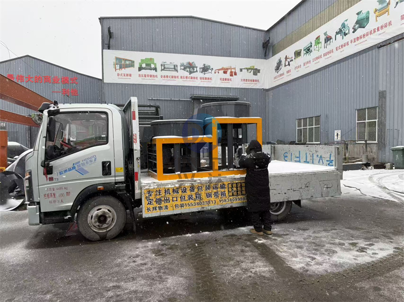 1���ЙC(j��)�ʒ��A�O(sh��)��l(f��)؛�F(xi��n)��(ch��ng)